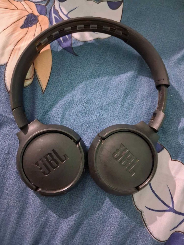 JBL Wireless Headphones