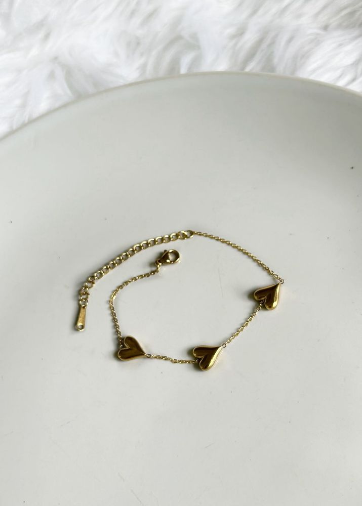 Gold Heart Charm Bracelet