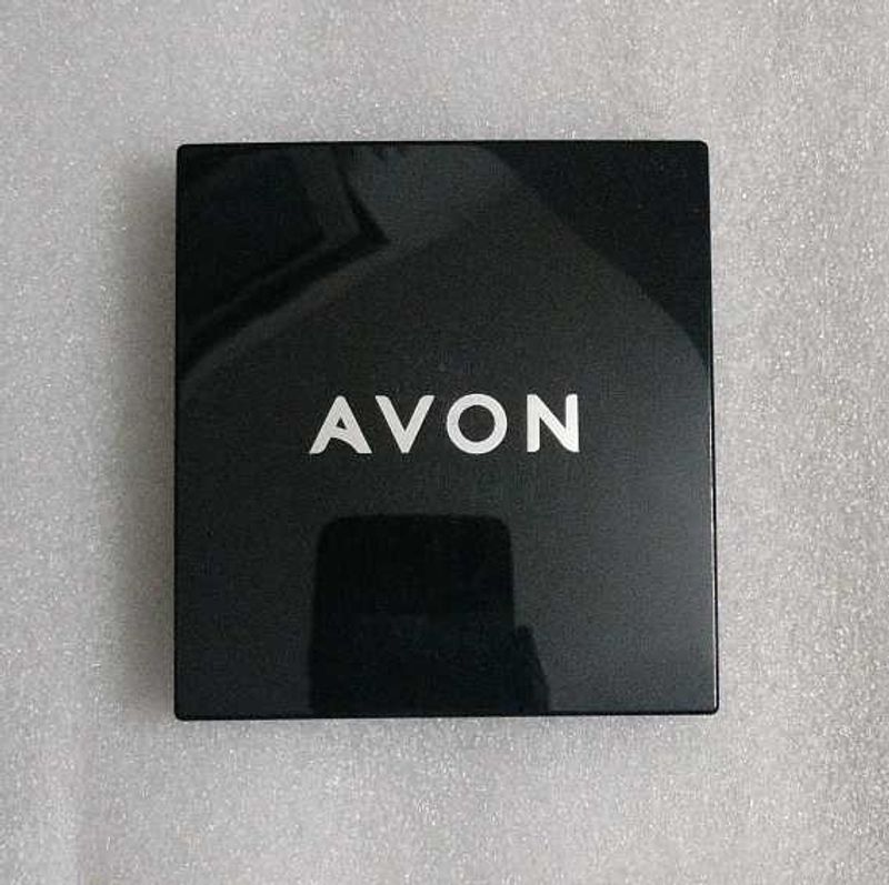 Avon Flawless True Matte Pressed Powder