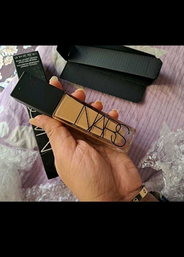 NARS Natural Radiant Longwear Foundation