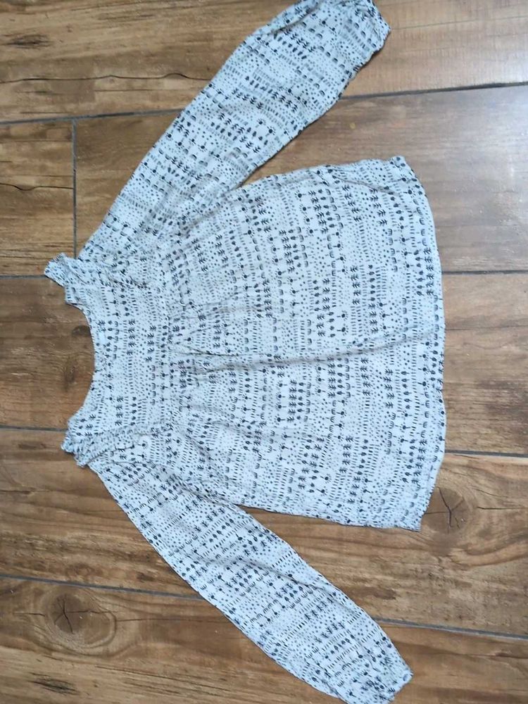 Textured Long Sleeve Top