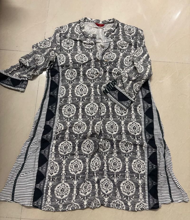 W brand Stylish Printed top