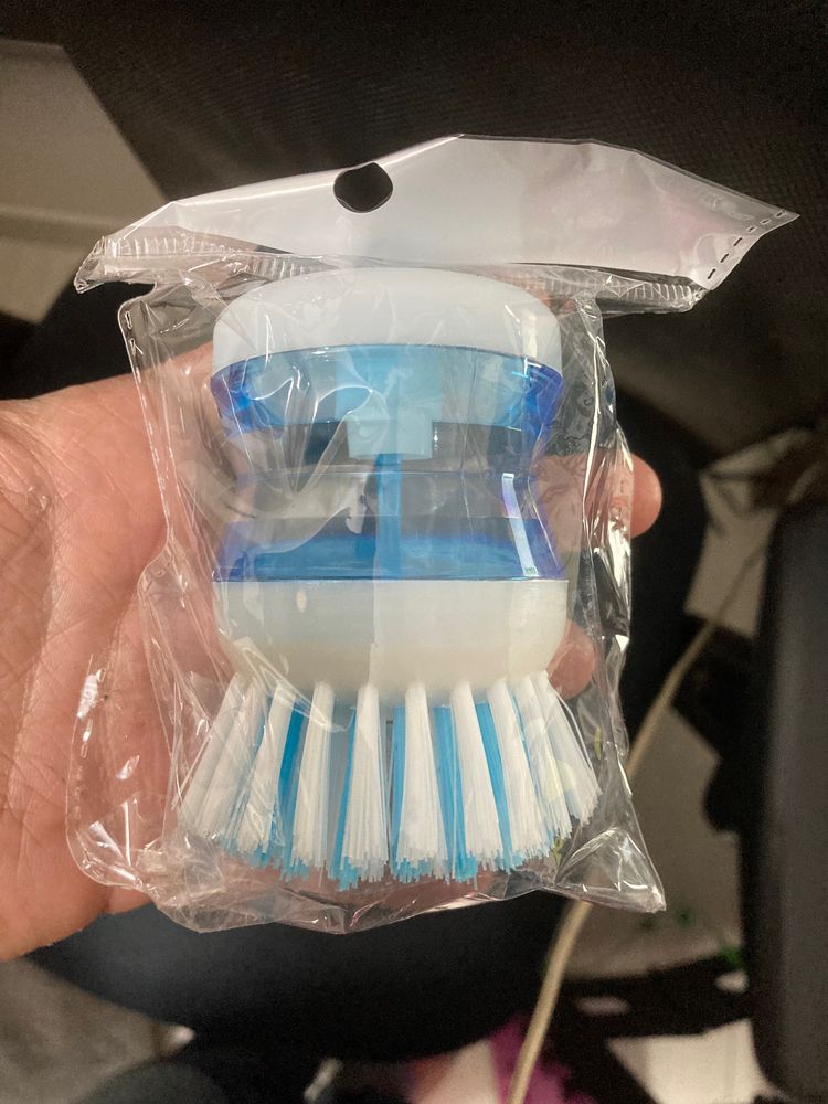 Cleaning Brush To Put Liquid Inside