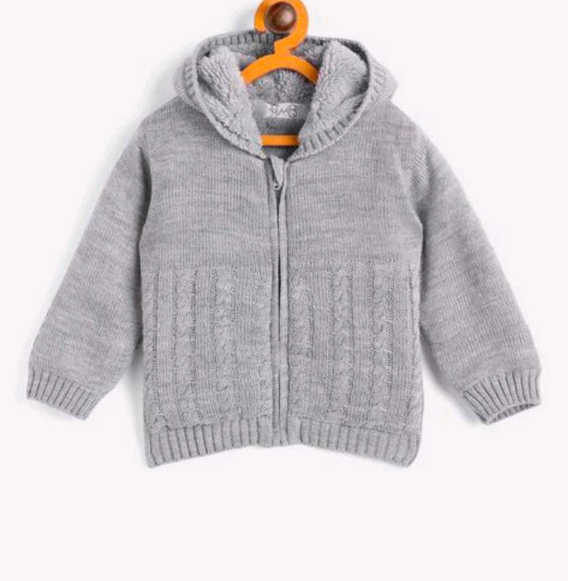 Very Beautiful N Amazing Woolen Sweater
