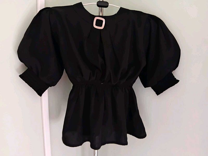Brand New Chic Black Puff Sleeve Top