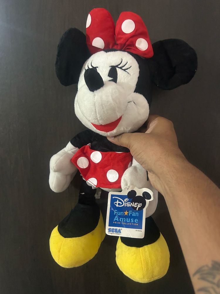 Disney Minnie Mouse plush toy from the Sega "Fun