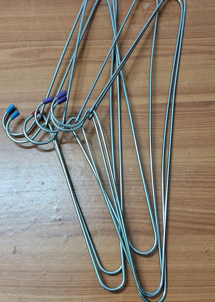 Wire Hangers - Set of 6