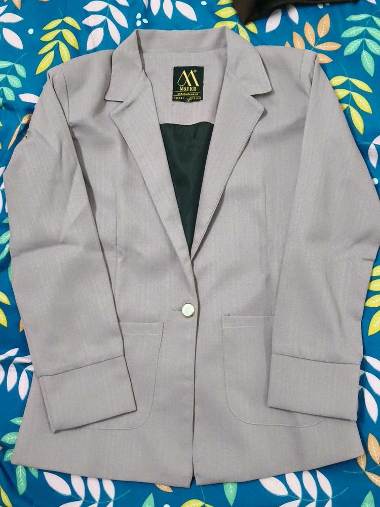 Stylish Grey Blazer
