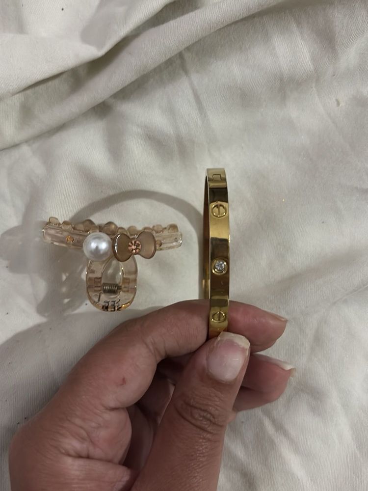 Elegant Gold Bracelet &amp; Hair Clip Set