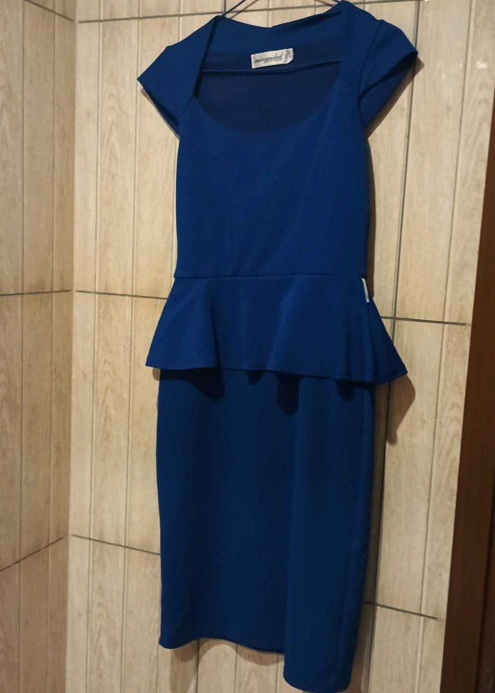 elegant blue midi dress
