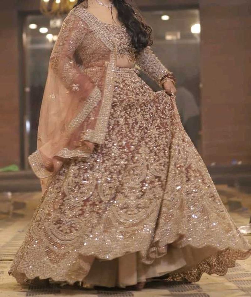 4 Hour Used Gorgeous Bridal Lehenga Choli Set