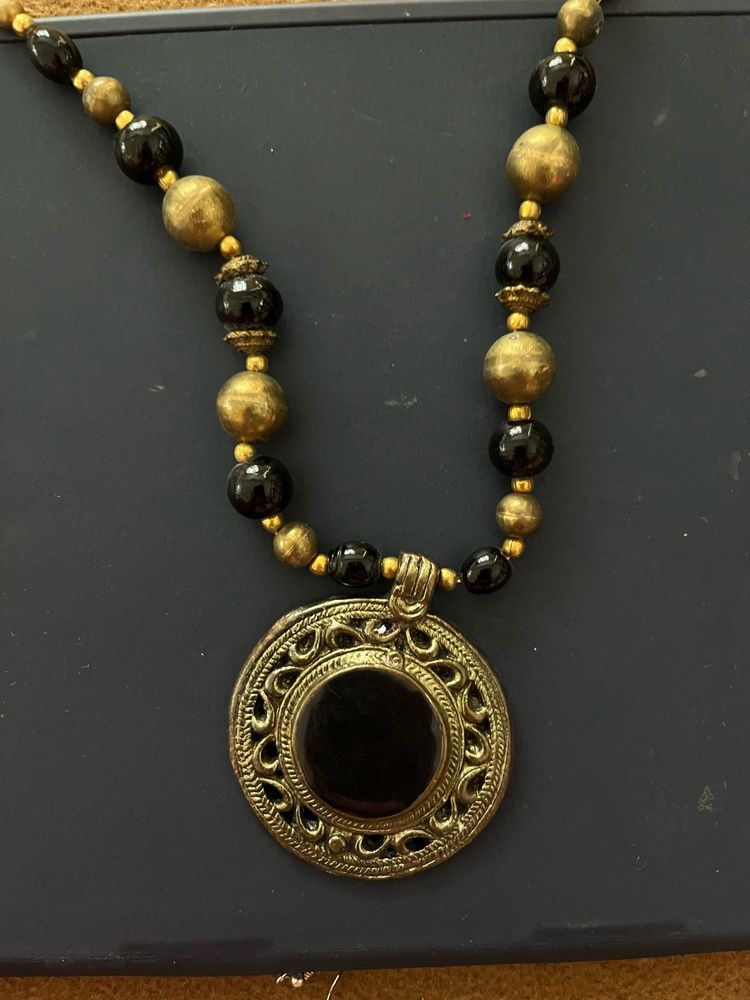 Vintage Black &amp; Gold Beaded Necklace