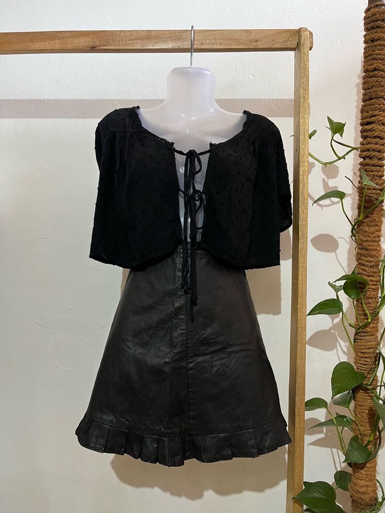 Chic Black top