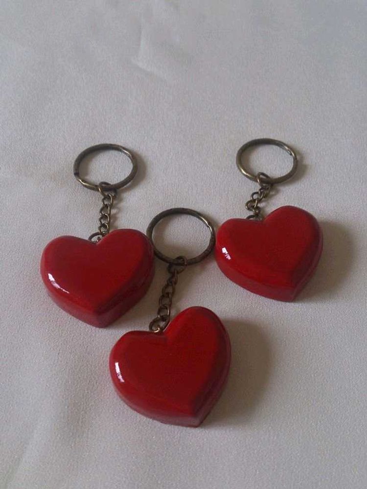 Any 1 Clay Keychain💌🌸❤️
