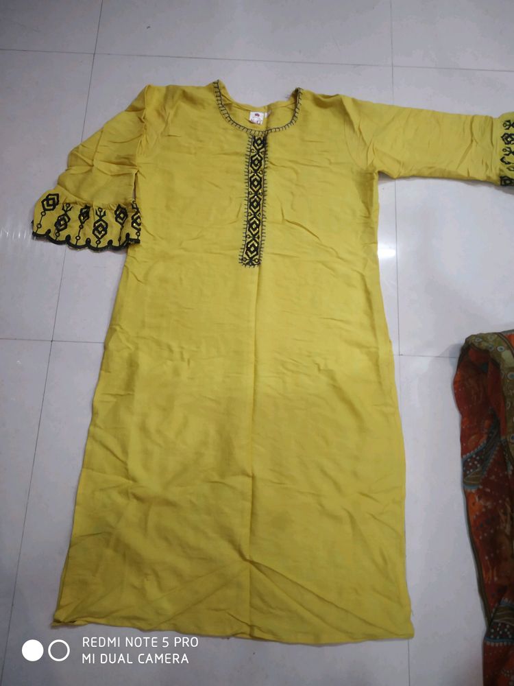 Kurti And Plazzo Set