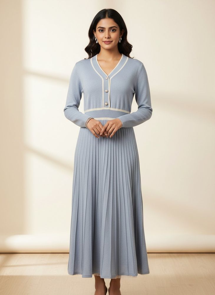 CLE Elegant Knit Dress with Pleated Skirt