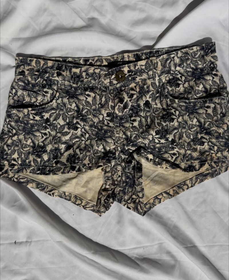 Floral Print High-Waisted Shorts