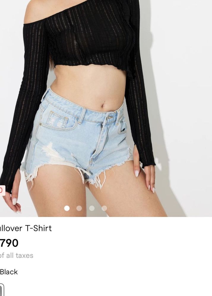 Chic Black Pullover Crop Top