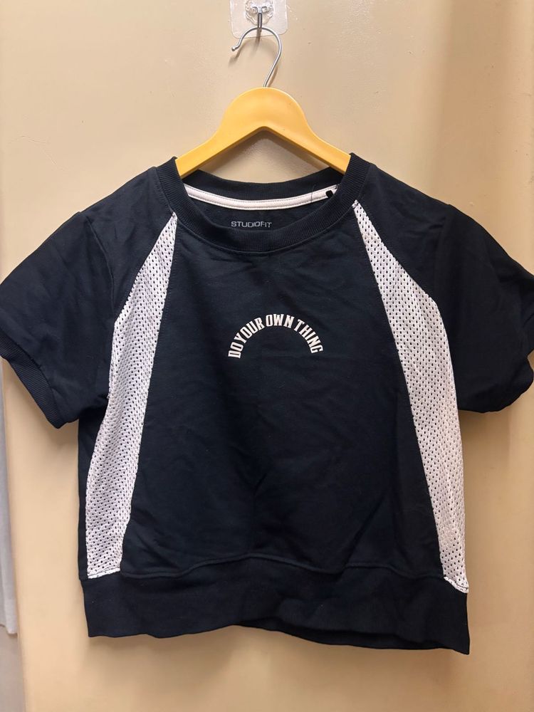 westside sporty top