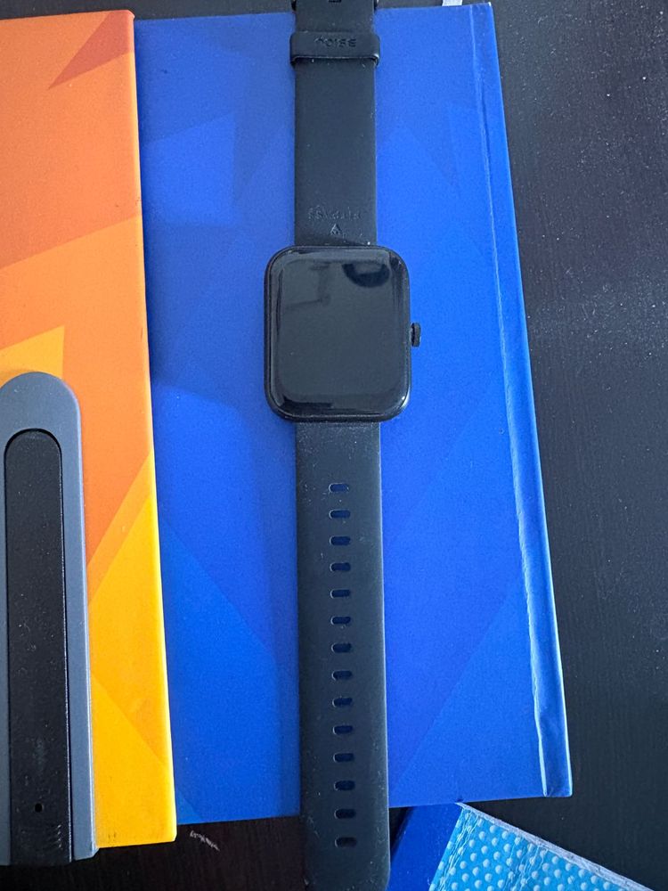 Stylish Black Smartwatch