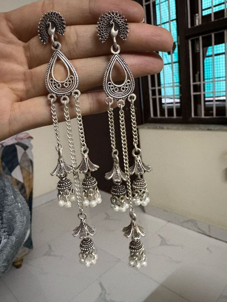 4 pair Earrings