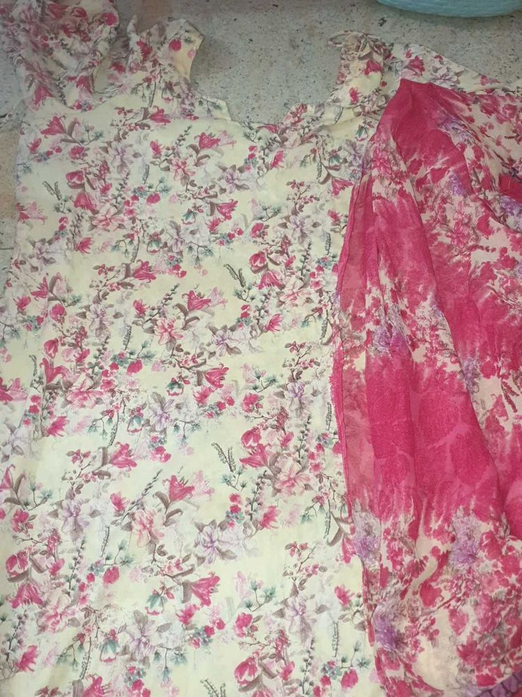 Floral Kurta Set