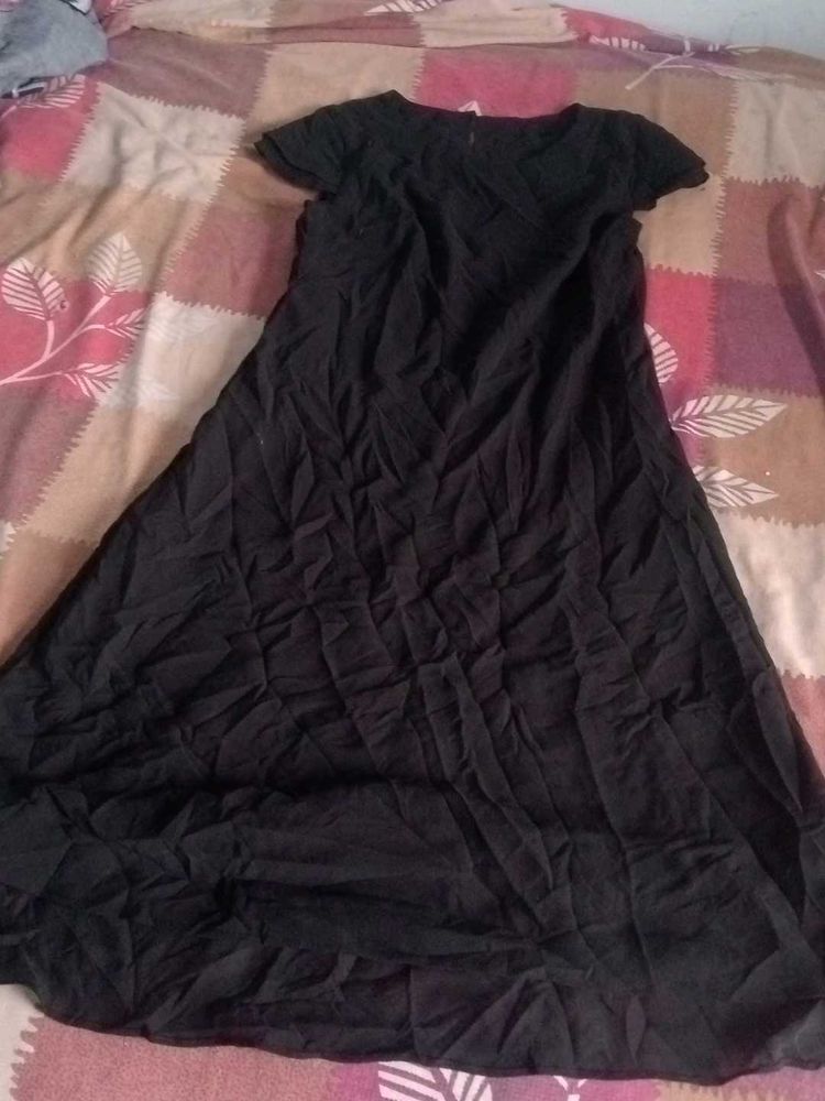 Elegant Black Maxi Dress