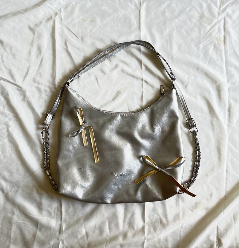 Chic Metallic Shoulder Bag