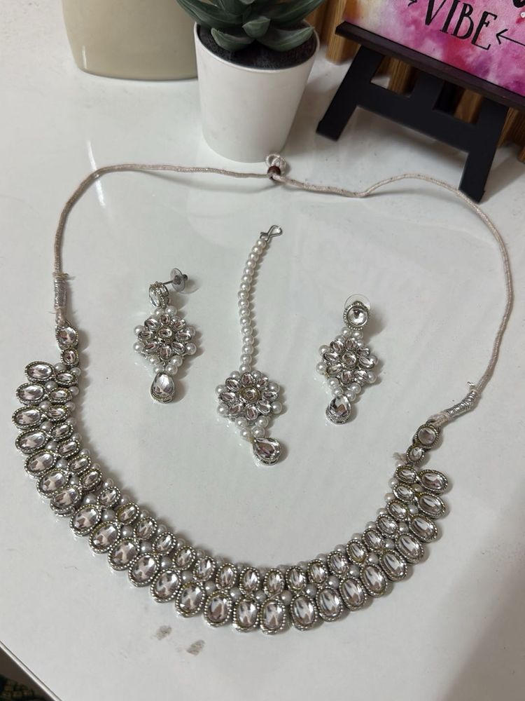 Stunning Silver Bridal Jewelry Set