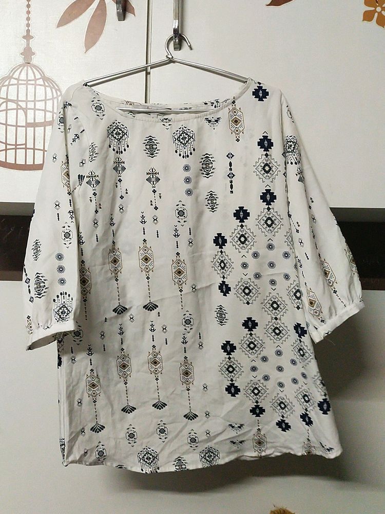 White short kurti, Breast size 34 to 36 waist size 32 to 34 hips 36 to 38