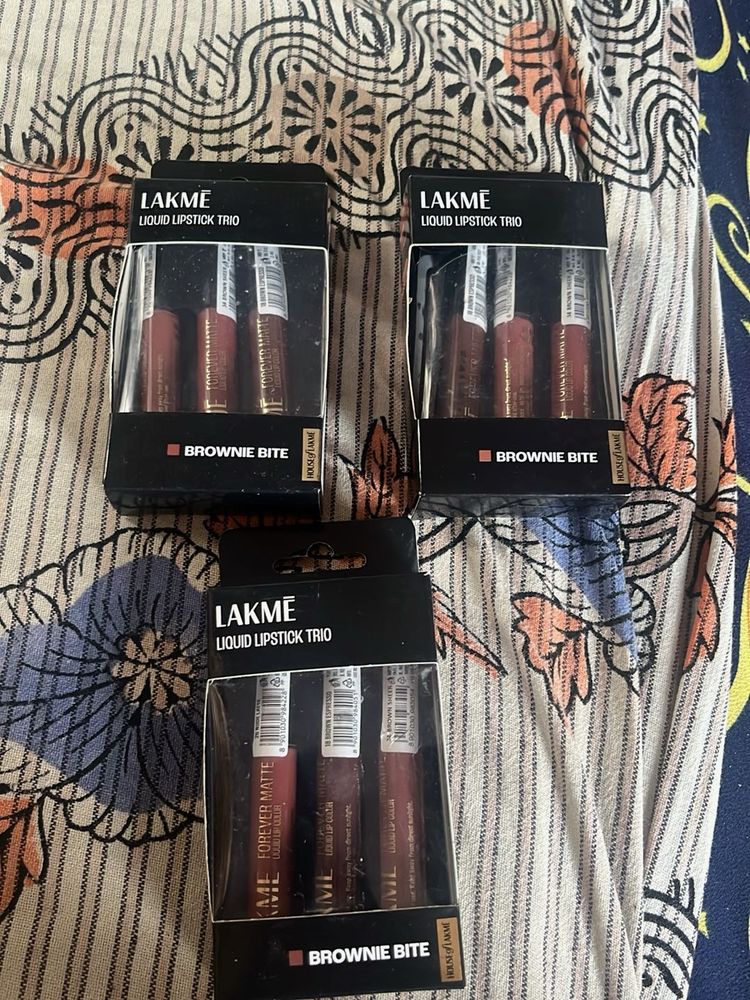 Lakme Liquid Lipstick Trio - Brownie Bite