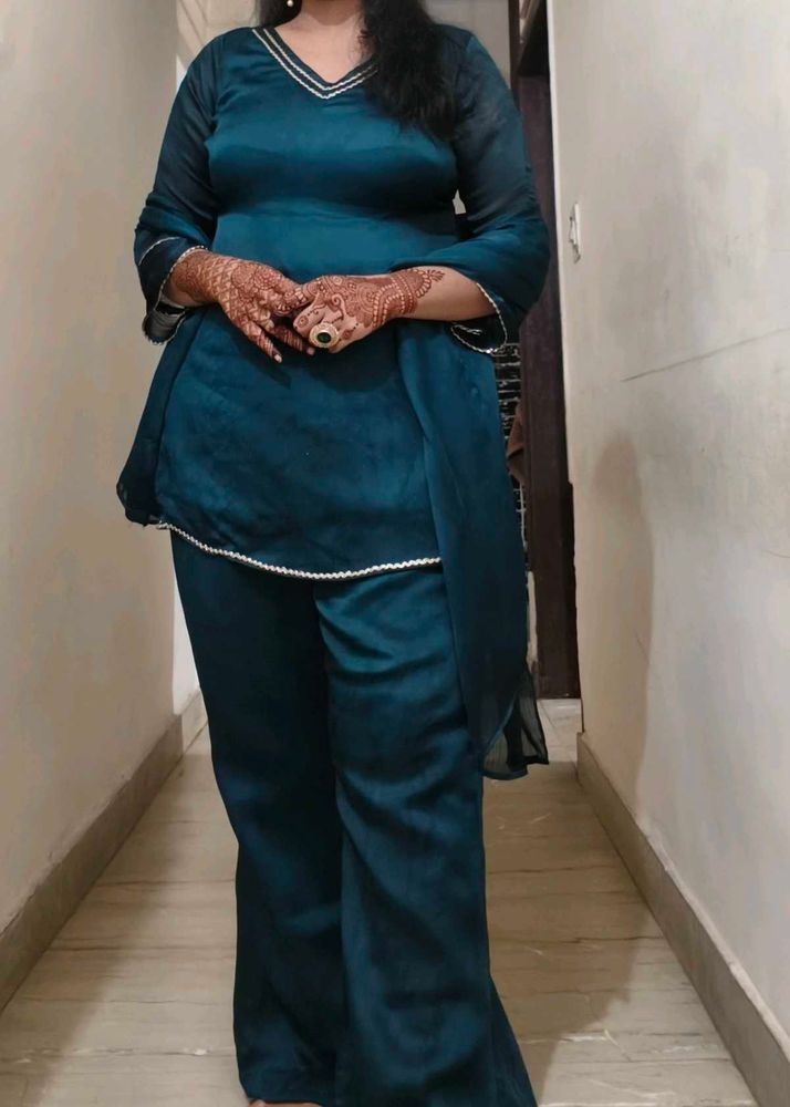 Elegant Teal Kurta Set