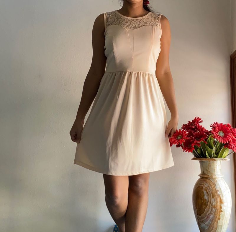 Elegant Lace Detail Mini Dress