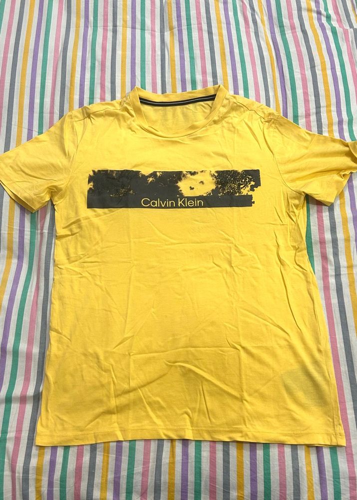 Calvin Klein Yellow T-Shirt