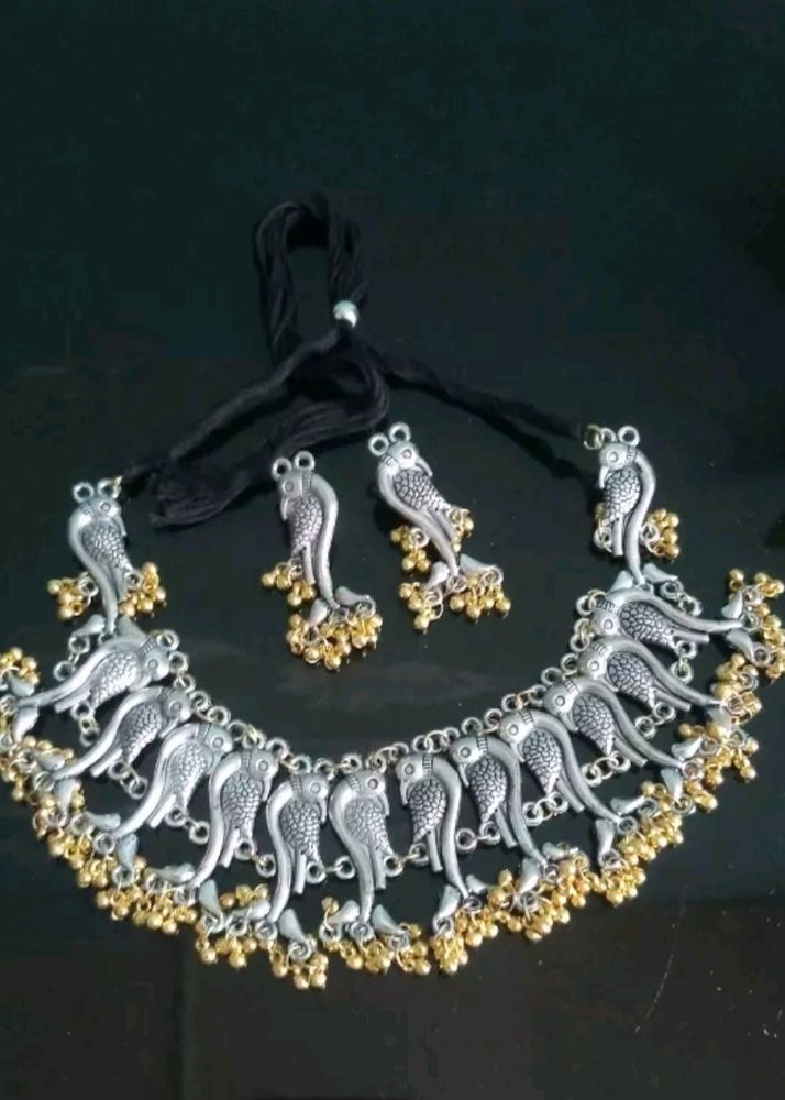 🌸 Oxidised choker