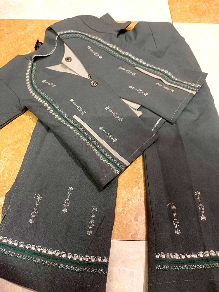 Embroidered Kurta Set