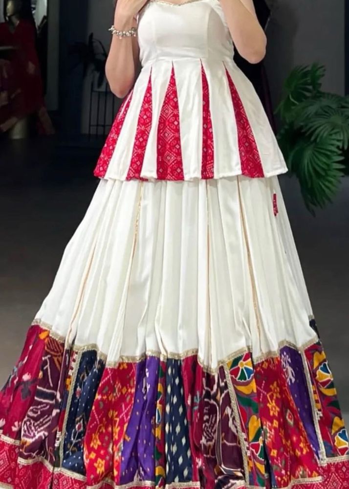 NAVRATRI SPECIAL ❤️White &amp; Red Lehenga Choli Set