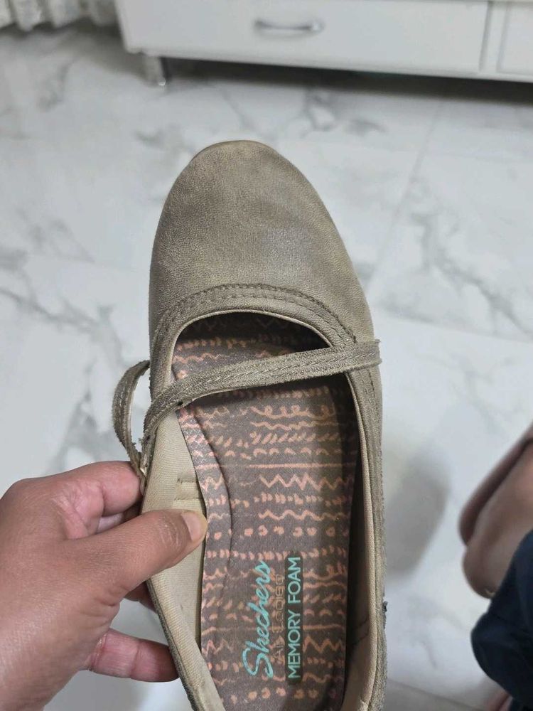 Skechers Memory Foam Flats...price drop