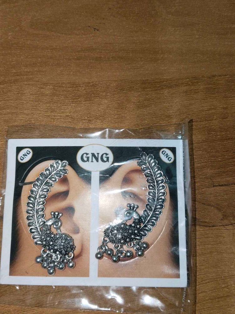earring