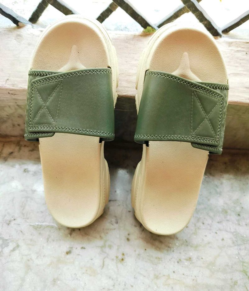 Comfortable Olive Green Slides for women 💚