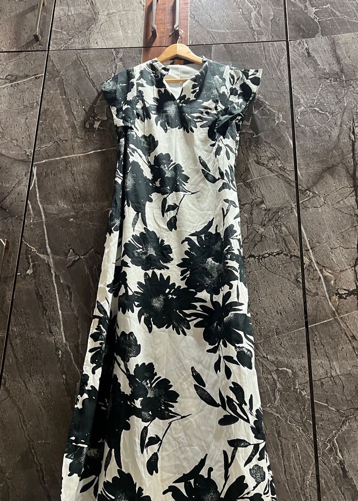 Sexy beach  Printed gown