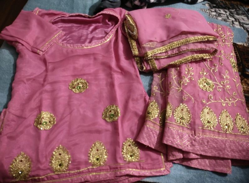 Pink Embroidered Rajputi Poshak
