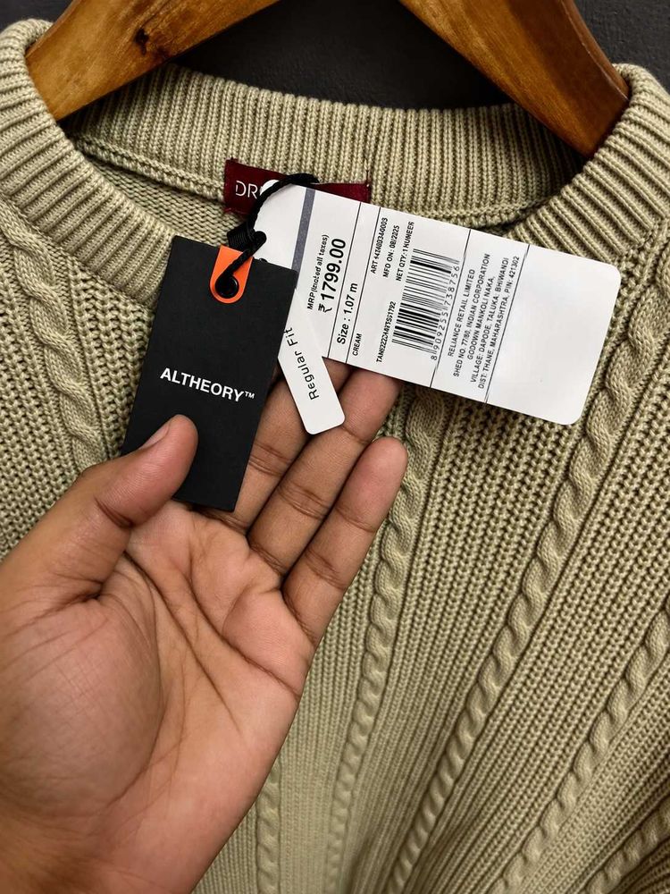 TRENDS Premium Cable Knit  Sweater