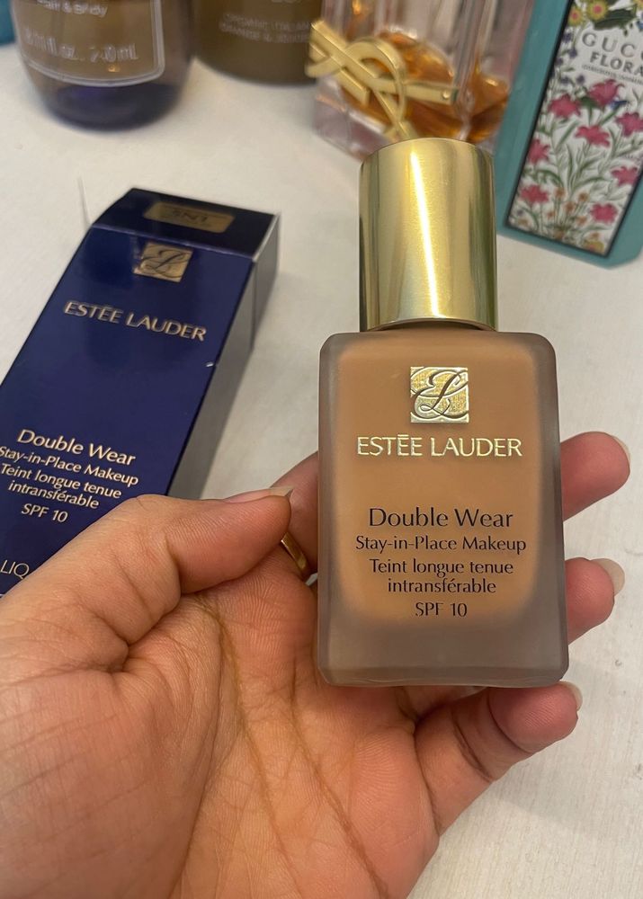 Estee Lauder Double Wear Foundation