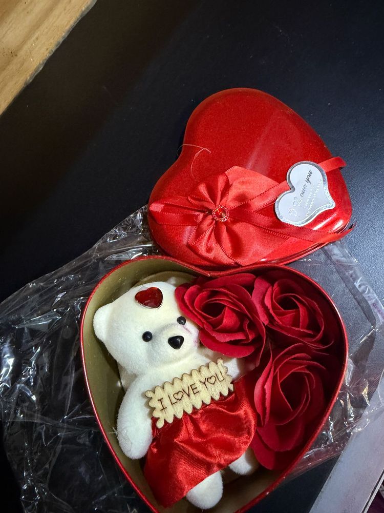 Red sweetheart gift 💝
