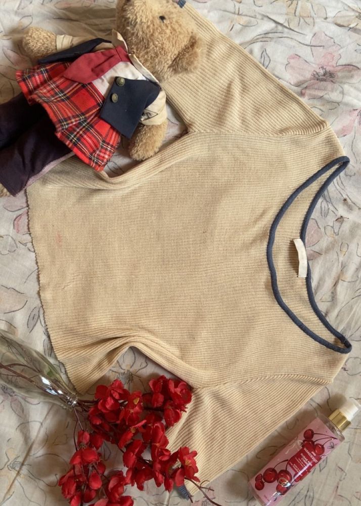 korean beige top