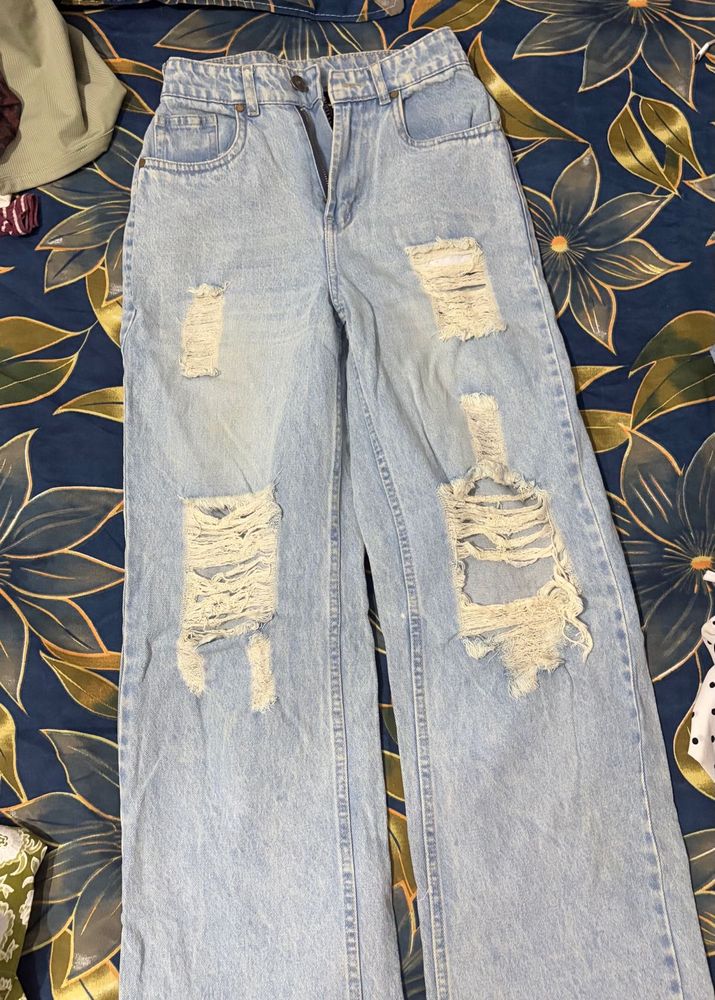 Distressed Light Wash Wide Leg Jeans
