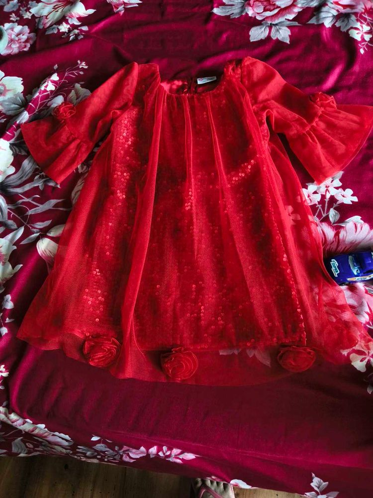 peppermint red sequince dress