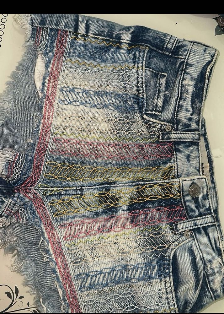 NEW Embroidered Denim Shorts
