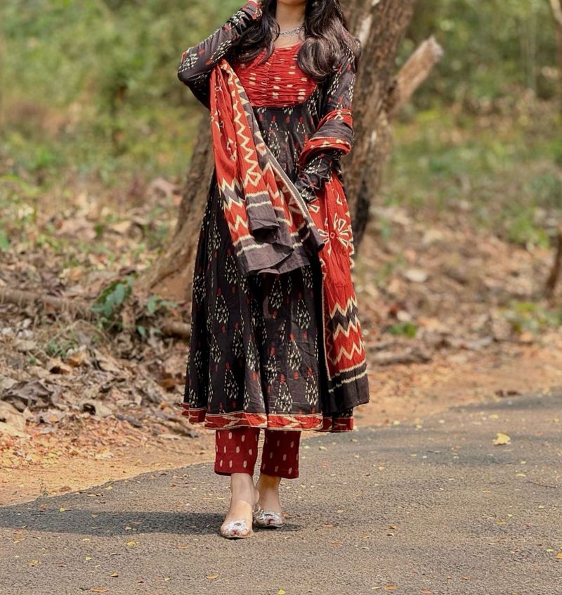 Elegant Ethnic Kurta Set